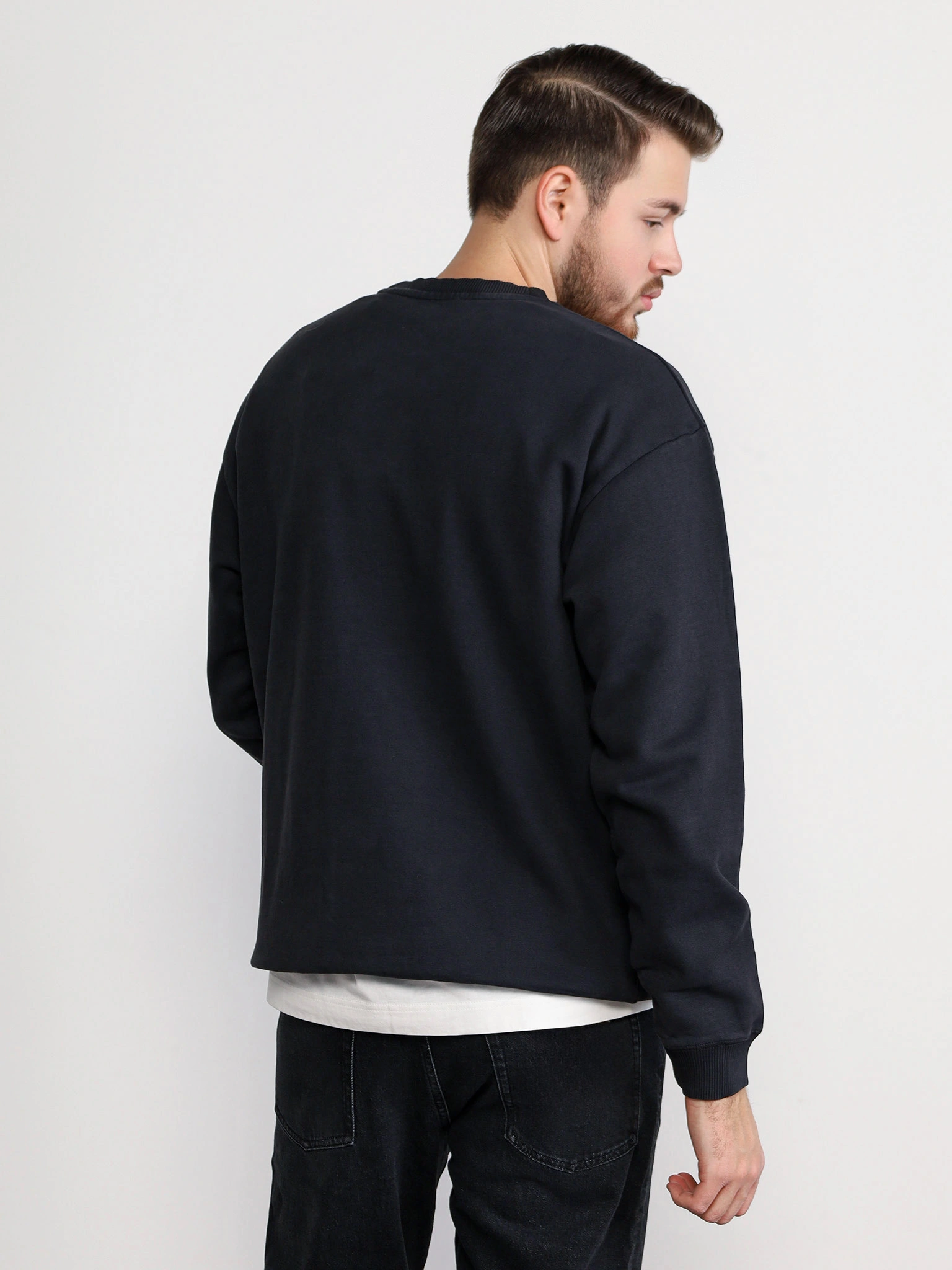 Пуловер черного цвета из хлопка